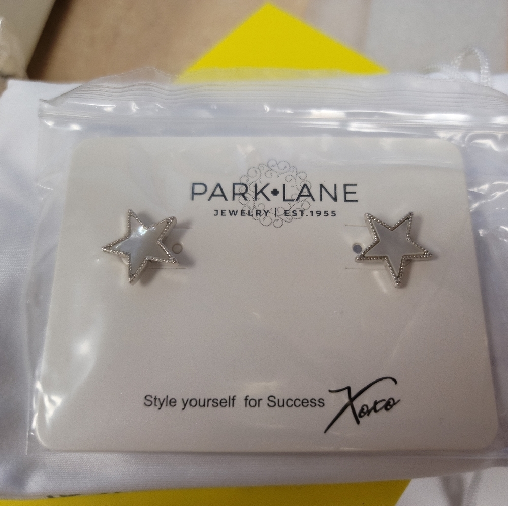 Park Lane Sparkle Box new